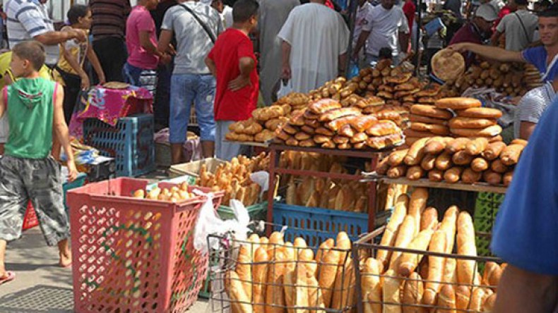 حملة تطهير العاصمة من التجارة الفوضوية تتواصل في رمضان