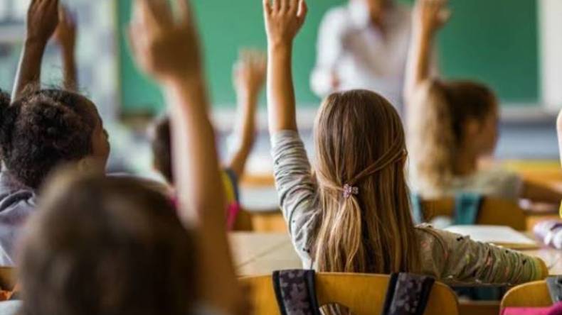 أصحاب مراكز التدريب واللغات يطالبون برفع الحجر عنهم