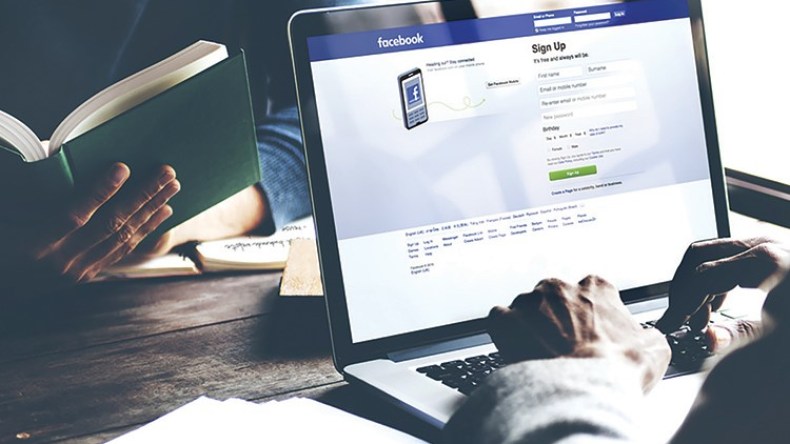 التدين الإلكتروني .. نفاق العصر!