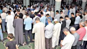 31 رخصة لمتطوّعين لإقامة صلاة التراويح في رمضان بالبويرة