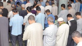 أئمة ومفتون يحذرون من صلاة التراويح في المستودعات وأسطح العمارات