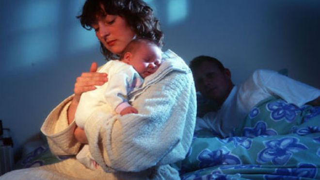 استيقاظ طفلك ليلا أمر جيد.. لماذا؟