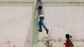 التسرب المدرسي يلاحق أطفالا في المتوسط وشعارهم “اللي قراو واش دارو”