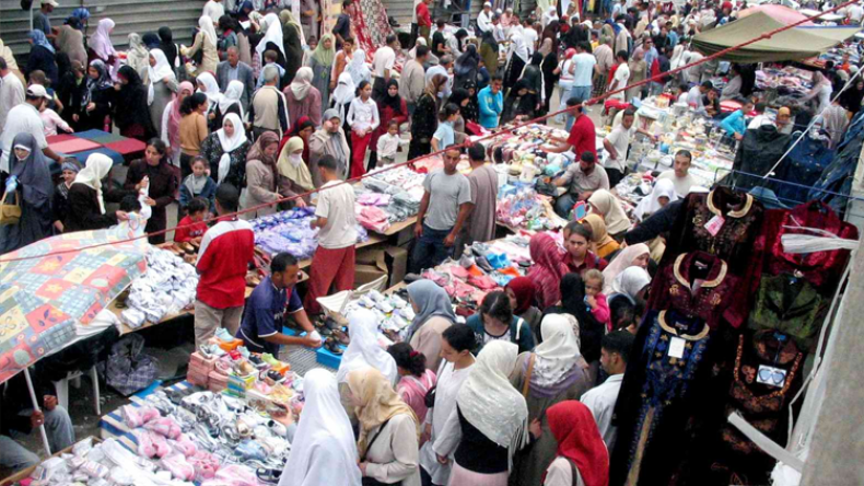 مختل عقليا يقتل متسوّقا ويدخل آخر الإنعاش بالمدية