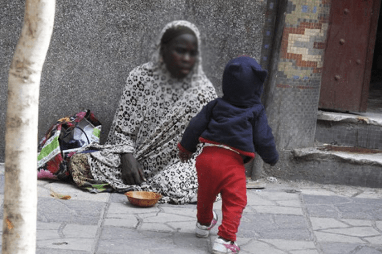 13 000 Enfants Et Femmes Africains Qui S’adonnaient A La Mendicité Déportés D’Algérie