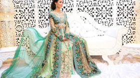 عروس بـ 27 فستانا!!