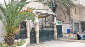 ولد عباس حَوَّل الوزارة إلى قطاع “موسمي” لتوزيع قفة رمضان