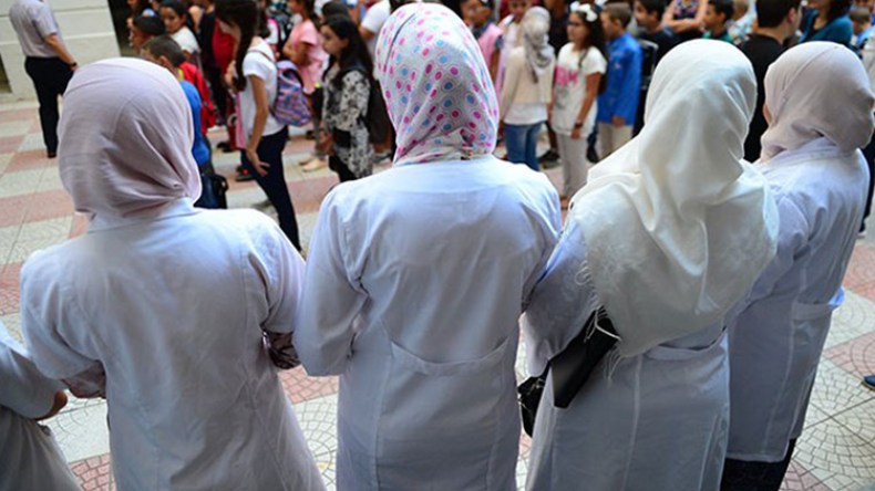 وزارة التربية تعيد تكوين مستخدميها بصفة جذرية