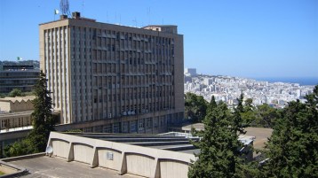 إلى مسؤولي التلفزيون العمومي!