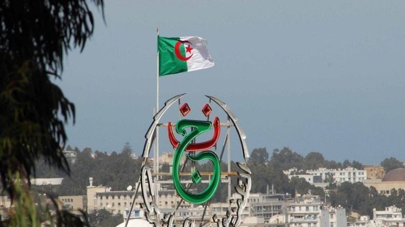 التلفزيون الجزائري يفتح التوظيف في عدة تخصصات