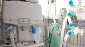 رجال أعمال يتبرعون بأسرّة طبية وأجهزة تنفس اصطناعية لمستشفى الزهراوي بالمسيلة