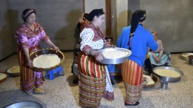 التويزة الرمضانية… عادة غيبتها العصرنة عن نساء القبائل