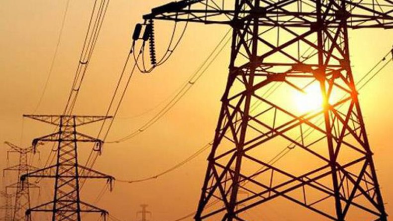 ضعف التيار الكهربائي يثير قلق المواطنين بالوادي