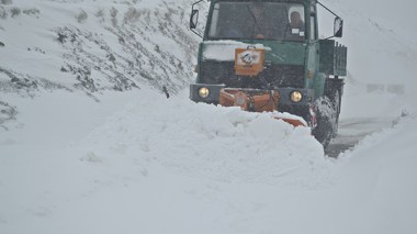 Chute de neige: Plusieurs routes coupées