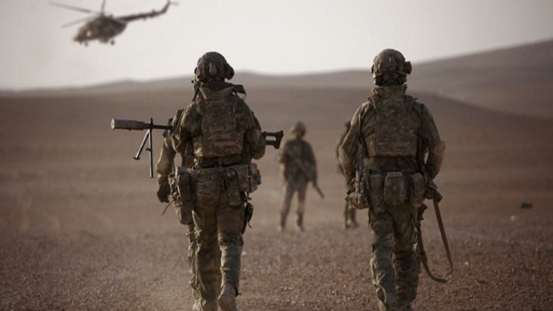 روسيا: ضابطان وجندي ضحايا إطلاق نار بمطار عسكري