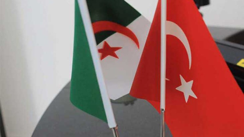 الإستفتاء الدستوري: فتح مكاتب التصويت يوم السبت بأنقرة