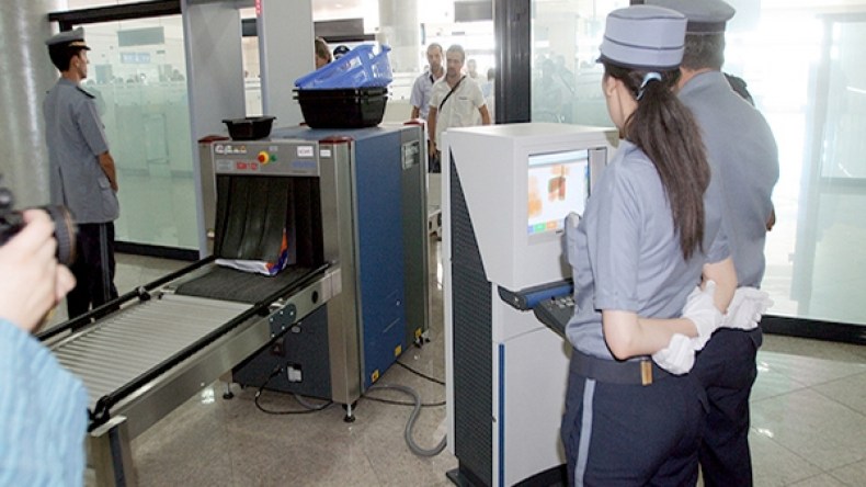 حجز 720 قرص مخدر في مطار سطيف