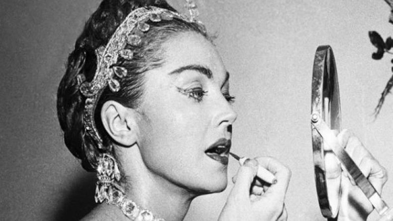 هكذا اعتنت النساء بجمالهن قبل مستحضرات التجميل؟