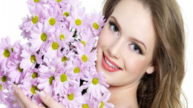 إليك هذه الحيل الثمانية للحصول على بشرة ناعمة؟!