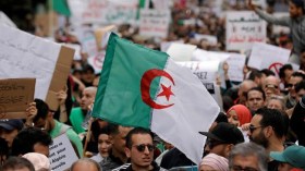 الرابطة الجزائرية للفكر والثقافة تدعو إلى الالتفاف حول مبادرة الجيش لحل الأزمة