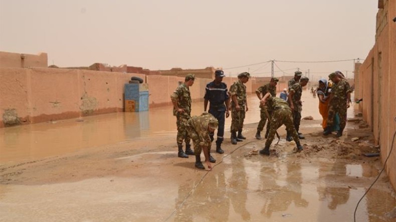 الجيش يتدخل لإجلاء ضحايا الفيضانات بالجنوب