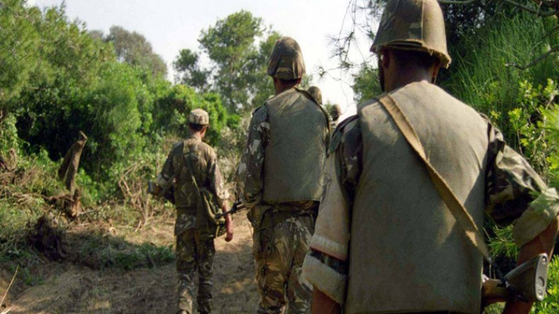 الجيش يدمر 4 قنابل تقليدية و4 مخابئ للإرهابيين بعدة ولايات