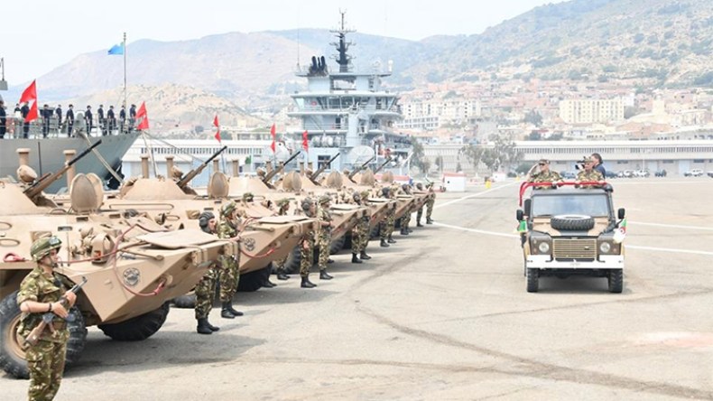 “للجيش الجزائري قدرة خارقة وكفاءة عالية في تحديث الأسلحة الروسية”