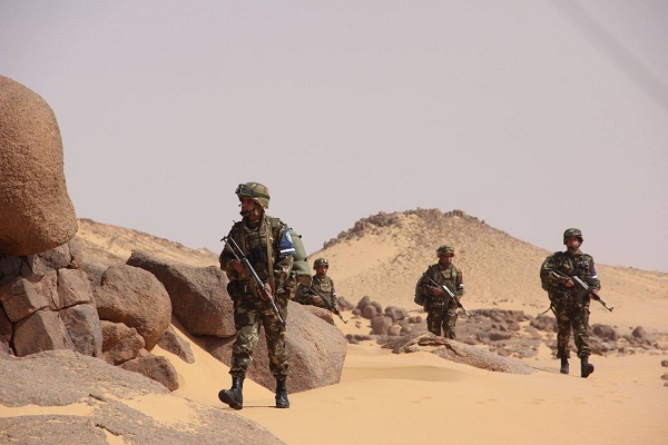 Un terroriste se rend aux autorités militaires à Tamanrasset