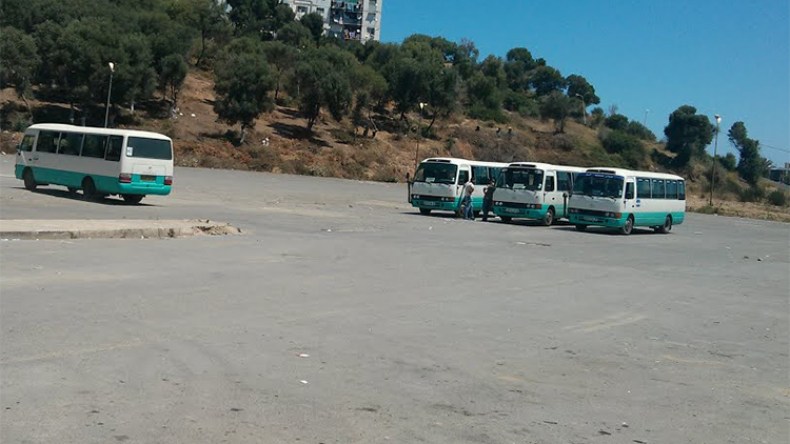 مسافرون على المسافات الطويلة بالوادي غاضبون