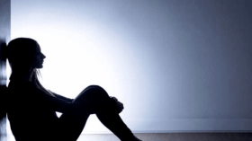 وانتهت علاقة 6 سنوات لأجل دجاجة!