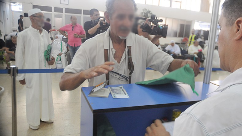 9 آلاف حاج جزائري لم يدفعوا تكلفة الحج!