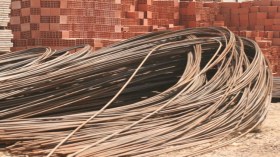 “كذبة” الحجار وبلارة تكبّد الحكومة خسائر بـ4 ملايير دولار!