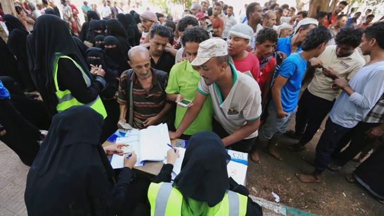 التحالف يأمر بوقف الهجوم على الحديدة