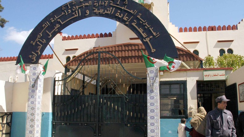 الليلة الأولى في الحراش