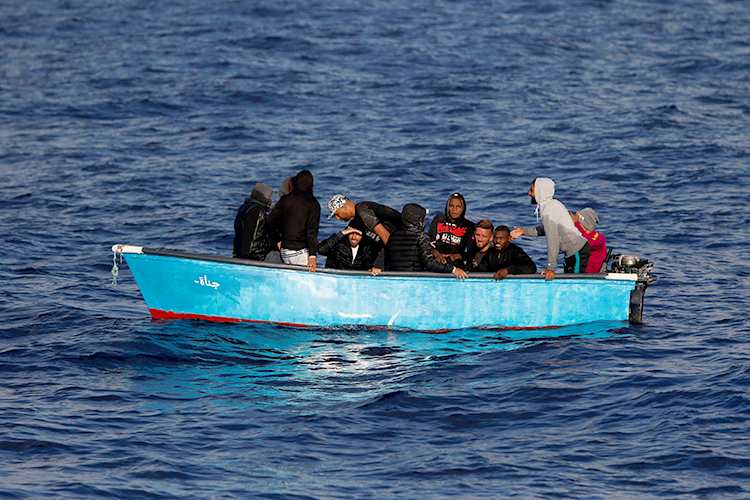 Algerian Security Services Foil Activity of 2 International Illegal Migrant Smuggling Networks
