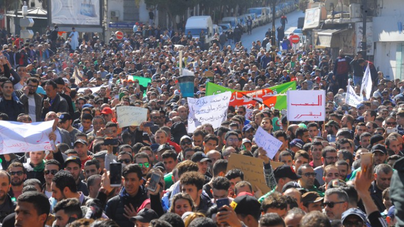 الحراك الشعبي أكسب الشباب الجزائري مزيدا من الوعي السياسي والقانوني