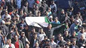 الحراك الشعبي يخلط أوراق السلطة ويتجاوز حسابات المعارضة