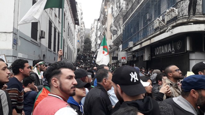 الحراك التكنولوجي والحراك الشعبي!