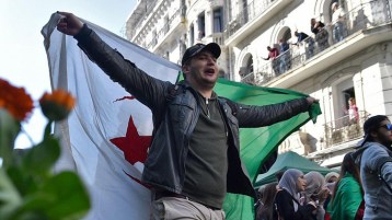 الثّورات الشّعبية وخياراتُ التّنافس أو التّوافق