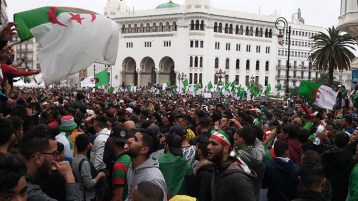الحَراك والجزائر.. إلى أين؟