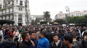 مشكلتنا.. هل هي مادِّية؟