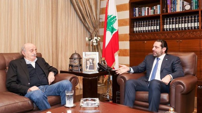 جنبلاط ينتقد “المستقبل” والحريري يرد بقوة
