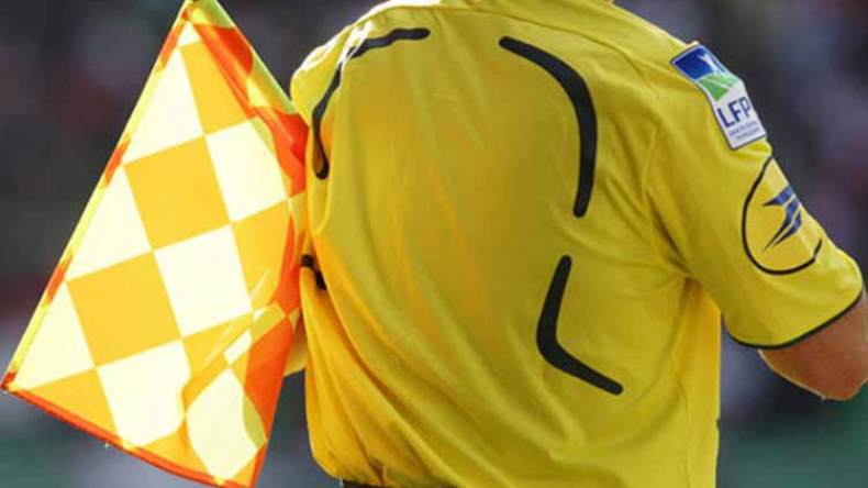 إلياس بوكواسة ضمن قائمة الحكام الدوليين لسنة 2019