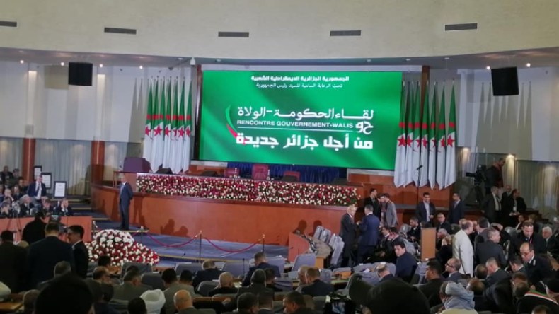 قوم وإلاّ طلّق!