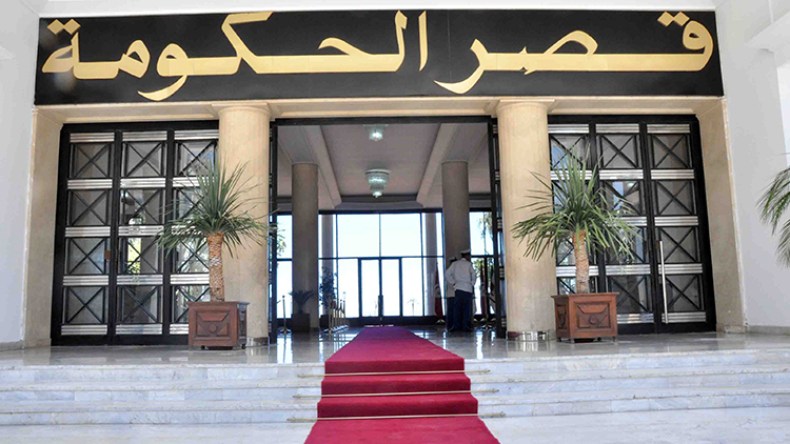 الحكومة تصادق على مراسيم تخص 5 قطاعات