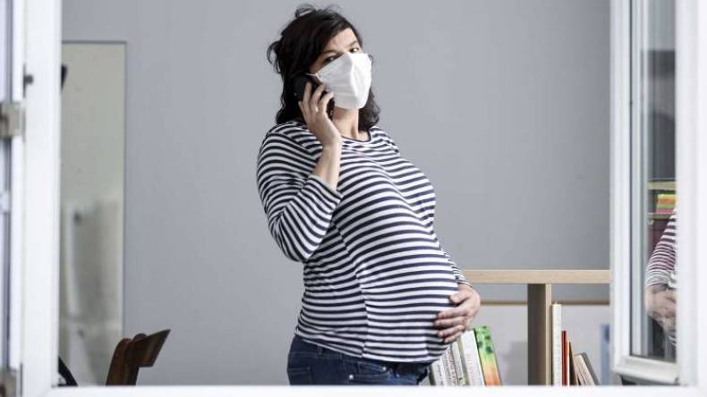 النساء الحوامل في خوف دائم