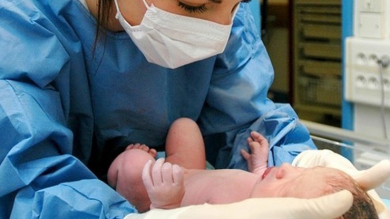 موضوع “تطبيق دليل التكفل بالمرأة الحامل” محور يوم دراسي