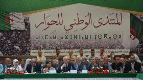 الكرة في مرمى السلطة