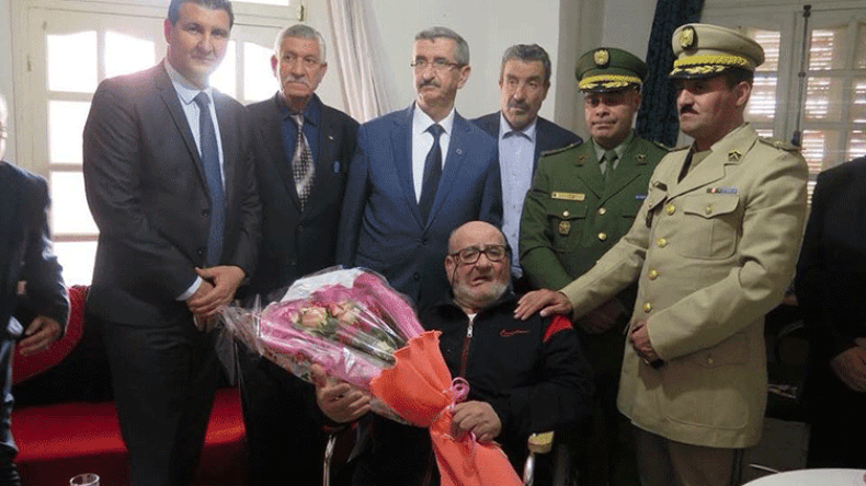 تكريم الكاتب والصحفي سهيل الخالدي في عيد الصحافة بالبويرة