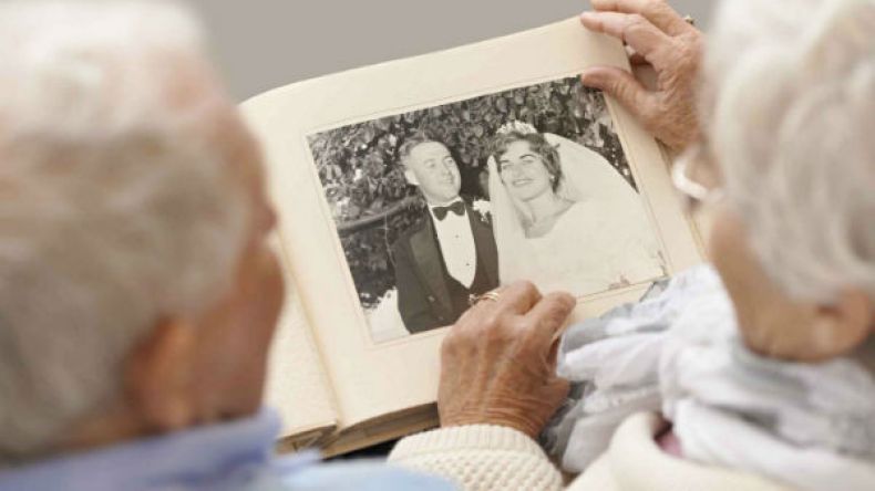 هل الزواج يحمي حقا من الخرف؟!